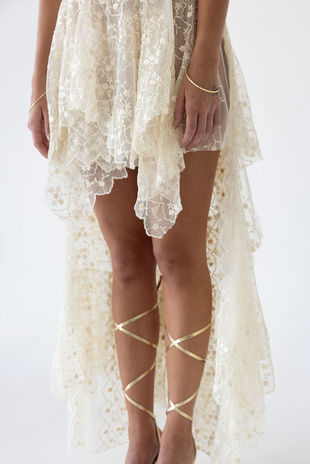 alma lace dress