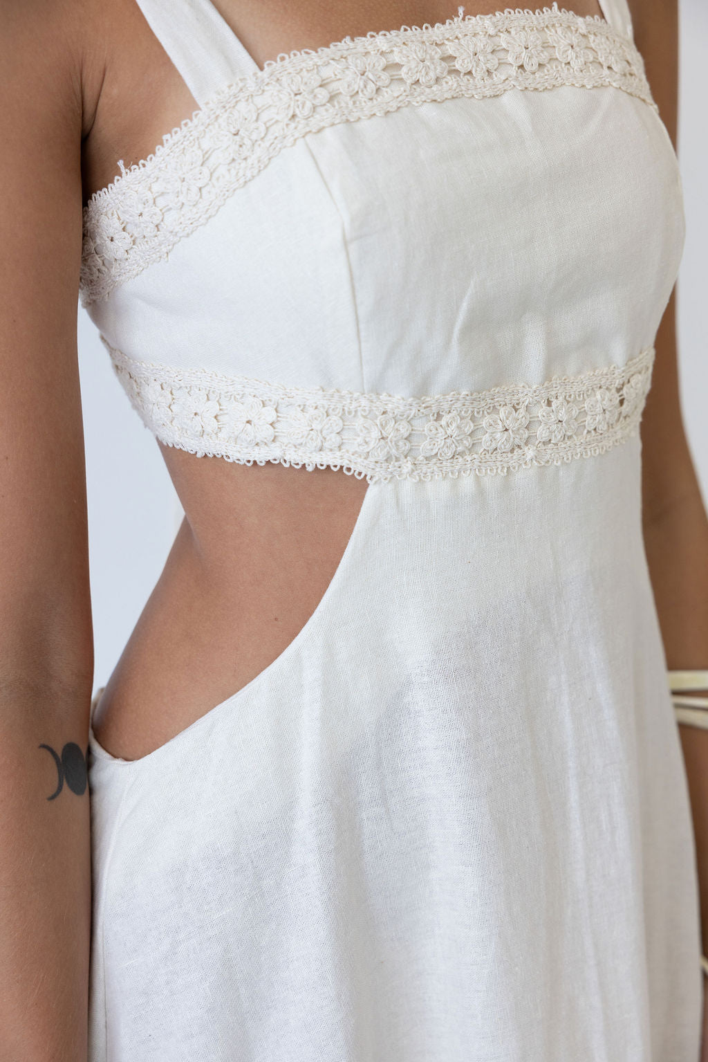 vestido halter serena - natural