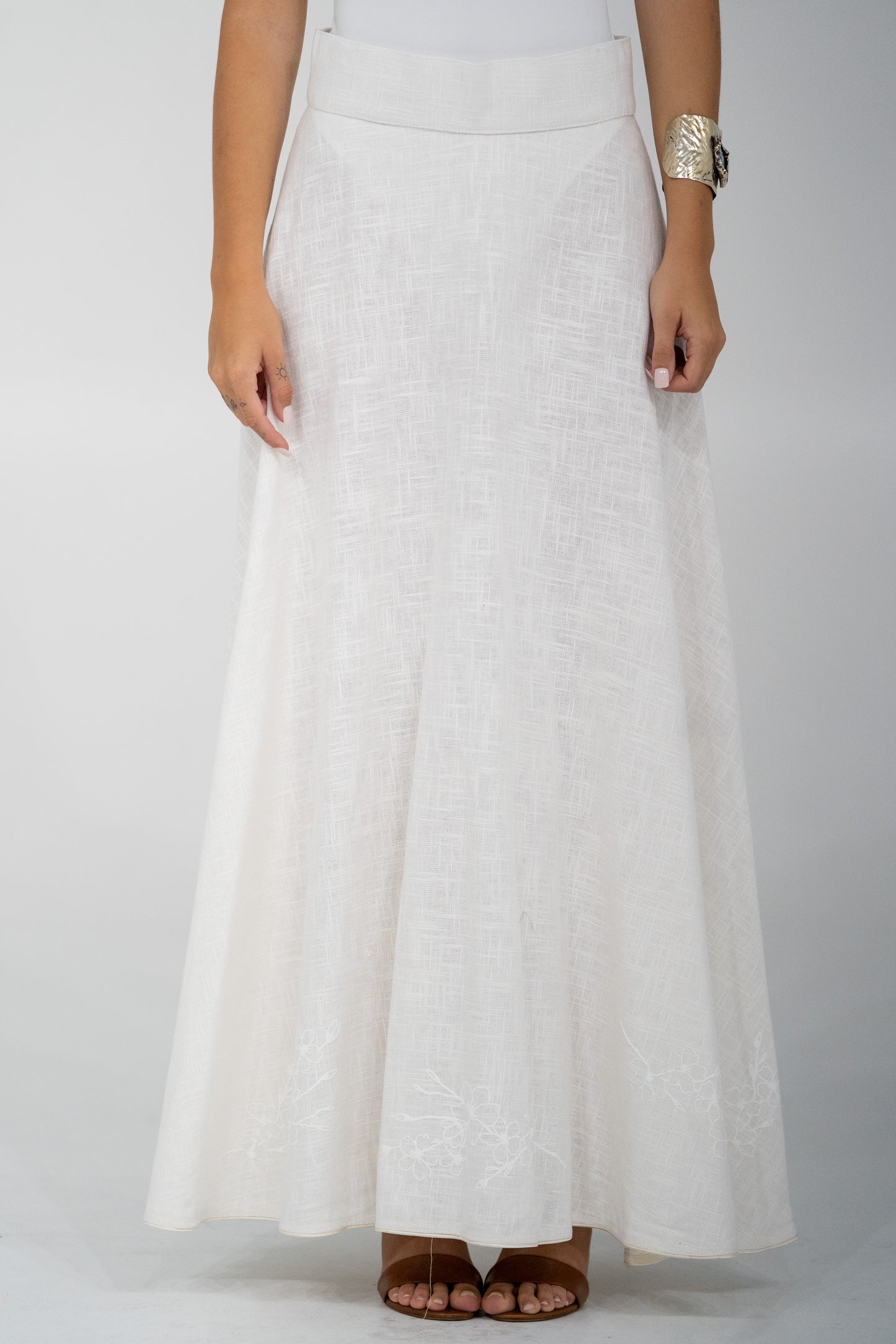 serena linen skirt