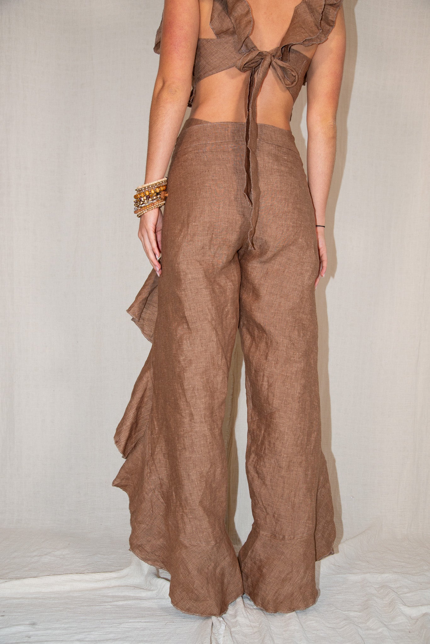 ruffles pant brown