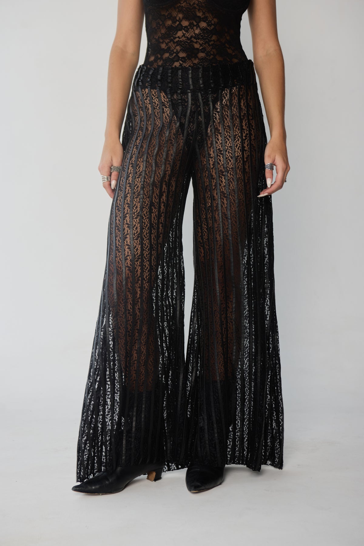 nai lace pant