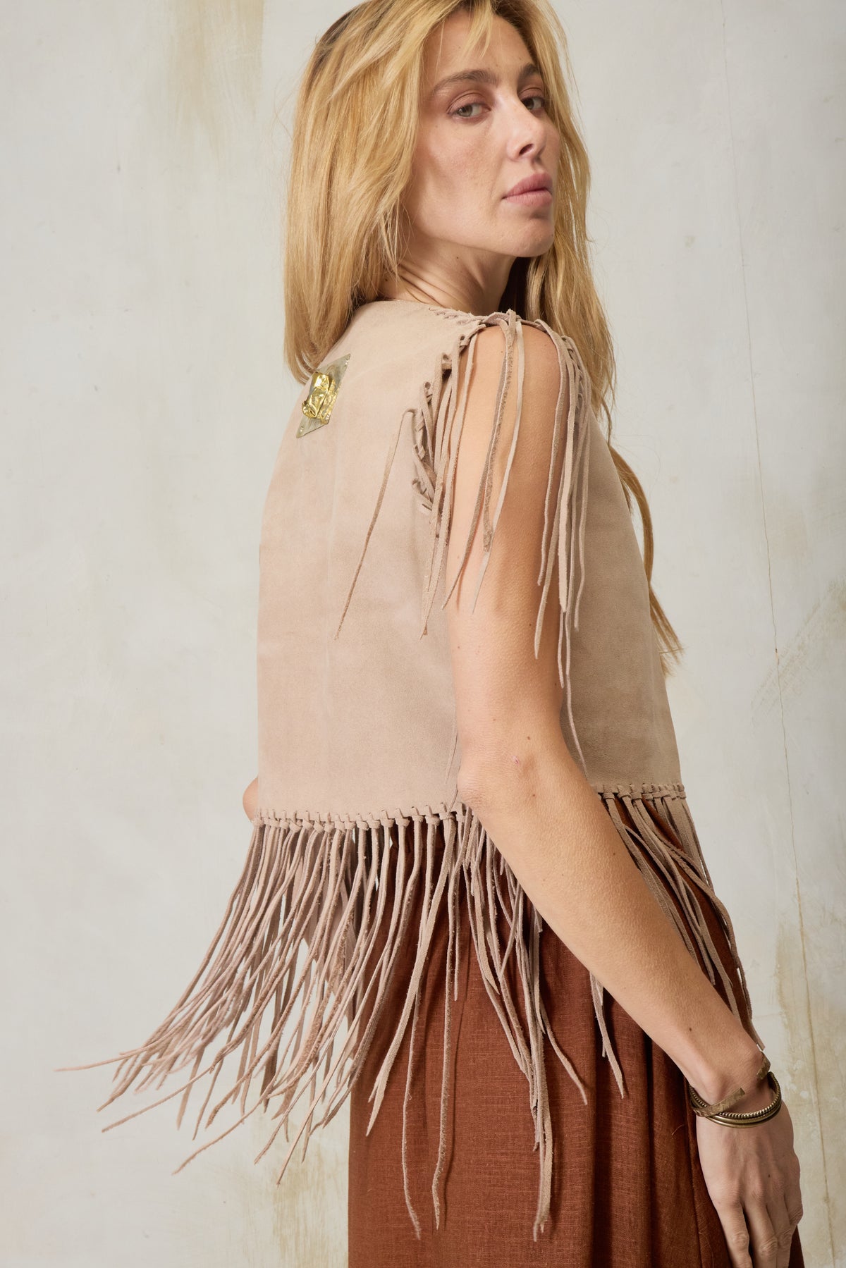 calafate fringe vest - silver quartz